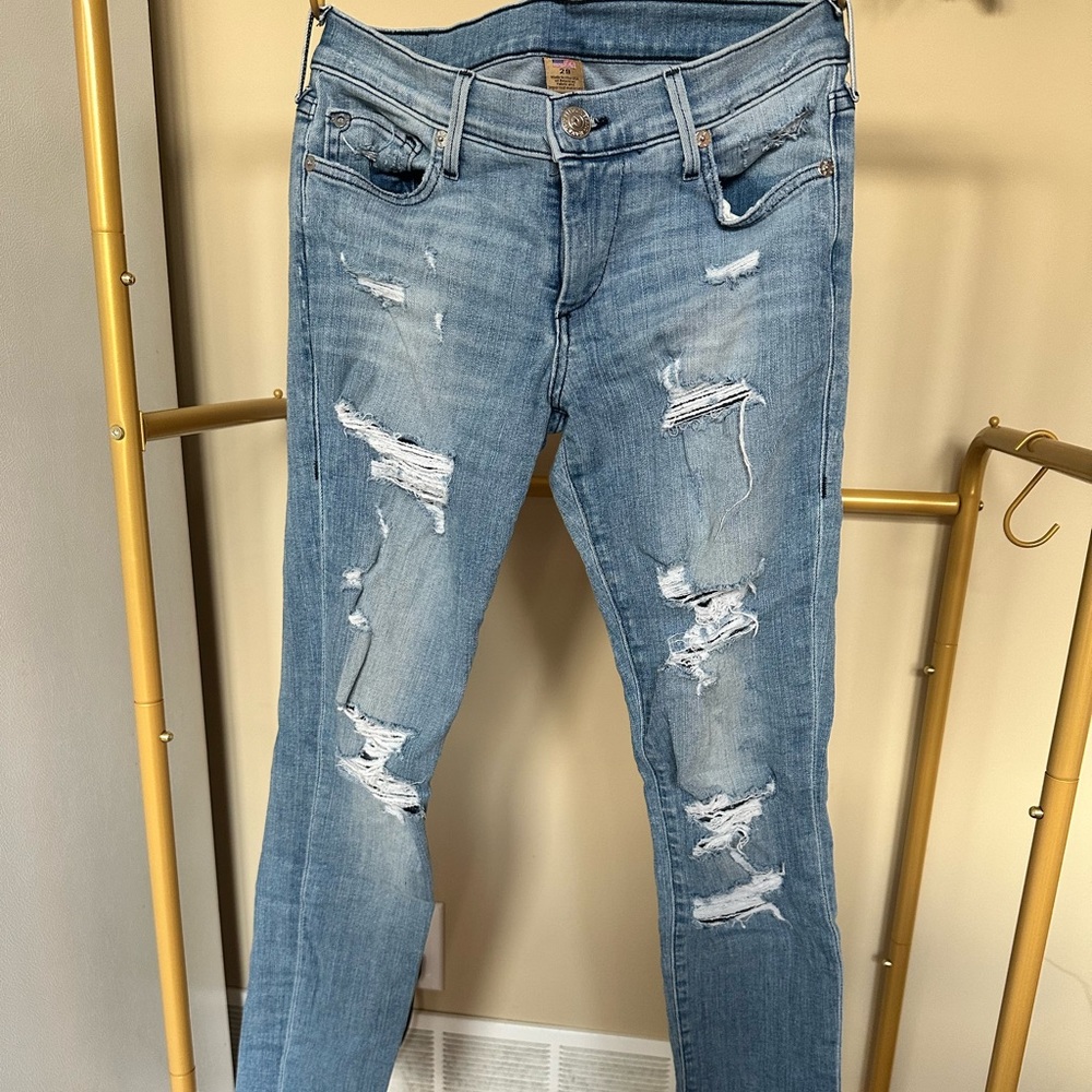 True Religion distressed skinny jeans. Stretchy. Like new! Size 29.